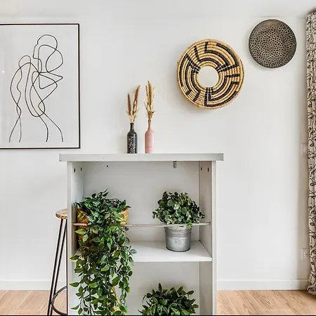 Savane- Cosy Avec Parking Terrasse & Clim 200m Διαμέρισμα