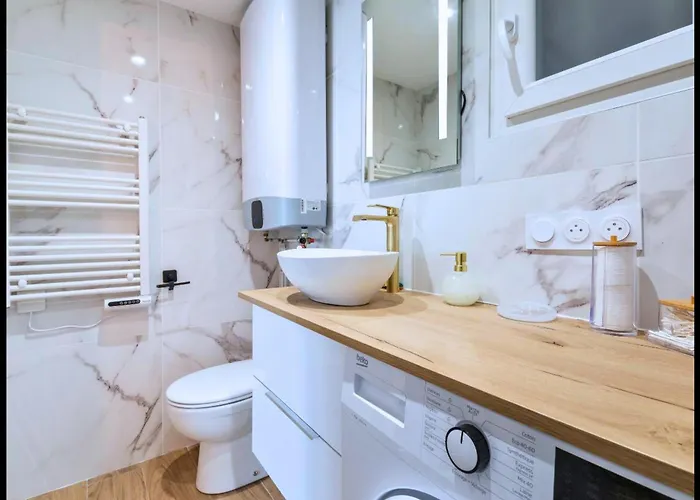 Savane- Cosy Avec Parking Terrasse & Clim 200m Apartamento Agde