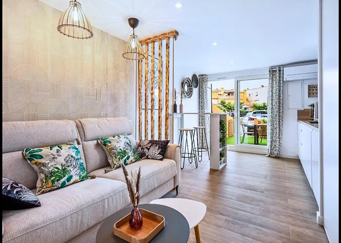 Apartamento Savane- Cosy Avec Parking Terrasse & Clim 200m