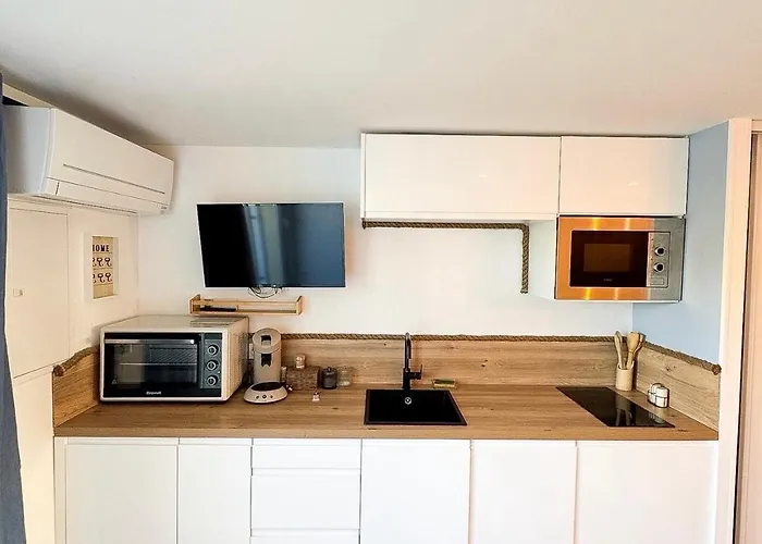 Apartamento Savane- Cosy Avec Parking Terrasse & Clim 200m Agde